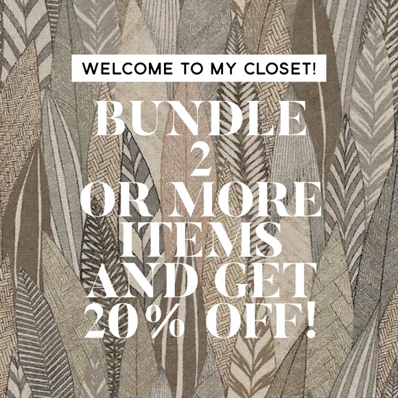 Savanna Strawberry Crossbody/ Clutch with Brass Tone Chain - Picture 7 of 7